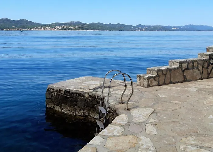 Seaside Secluded Lavdara, Dugi Otok - 8114 Apartment