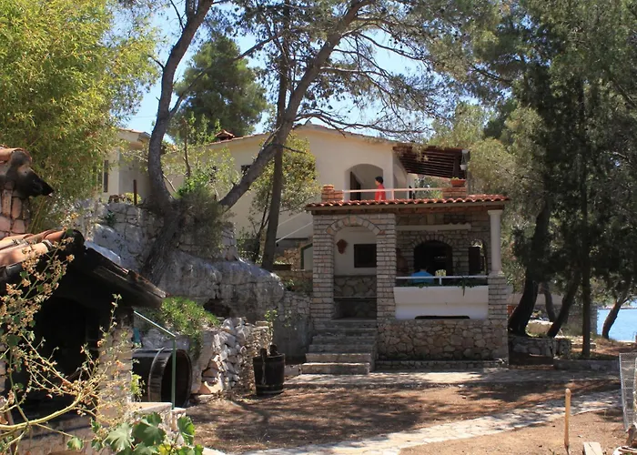 Apartment Seaside Secluded Lavdara, Dugi Otok - 8114 *